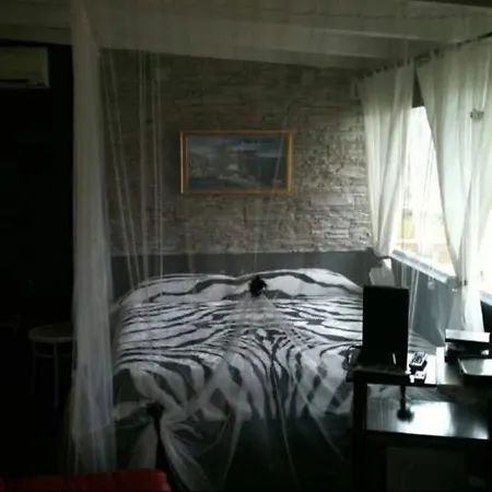 Гостевой дом Relais San Giuliano *